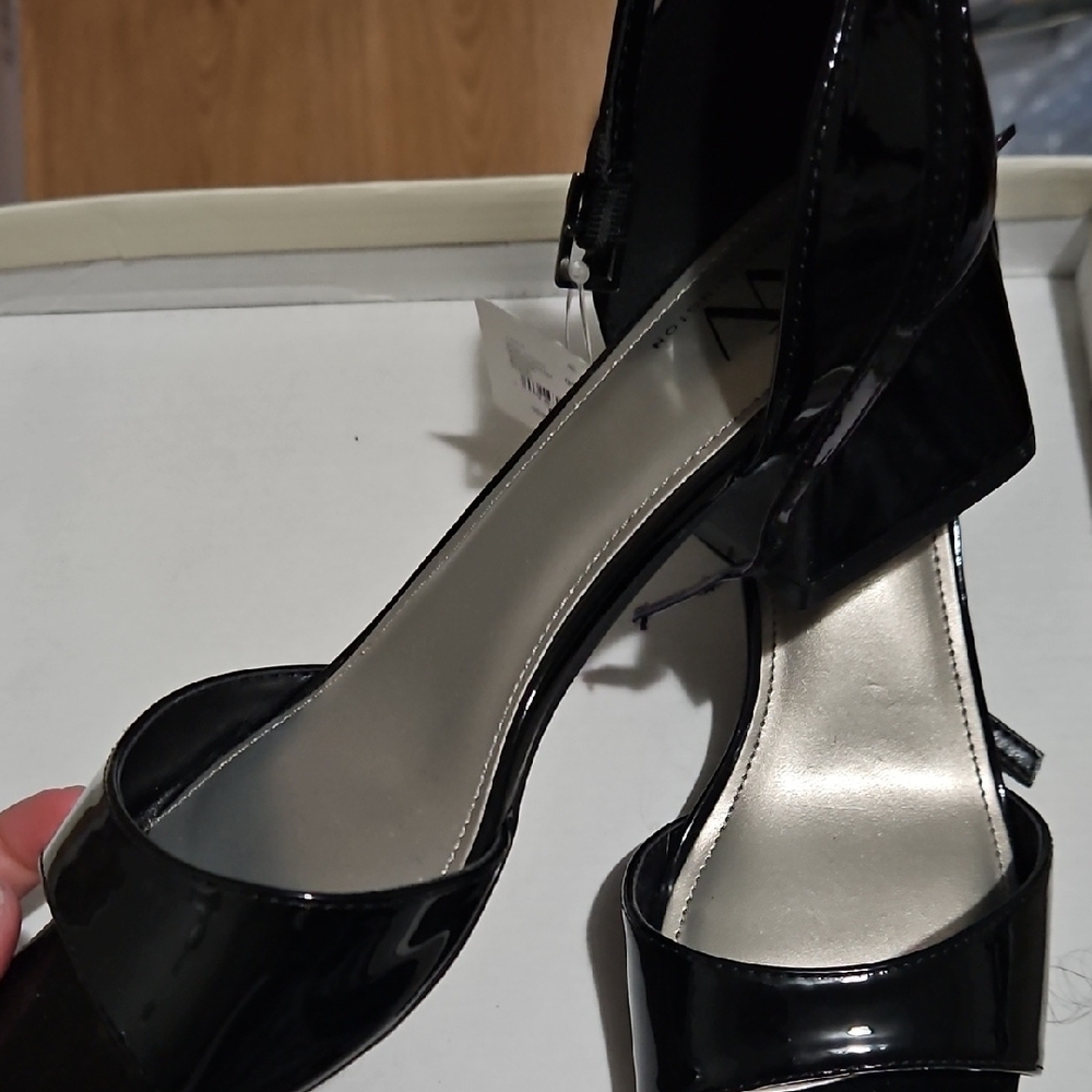 Worthington Black Strappy Block Heels - Picture 2 of 5